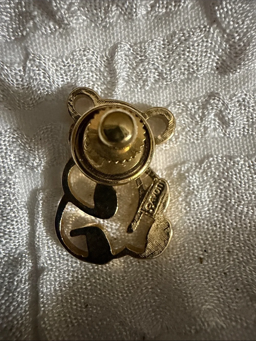 Avon Gold Teddy Bear Kids Pin - Cute Gold Accessory